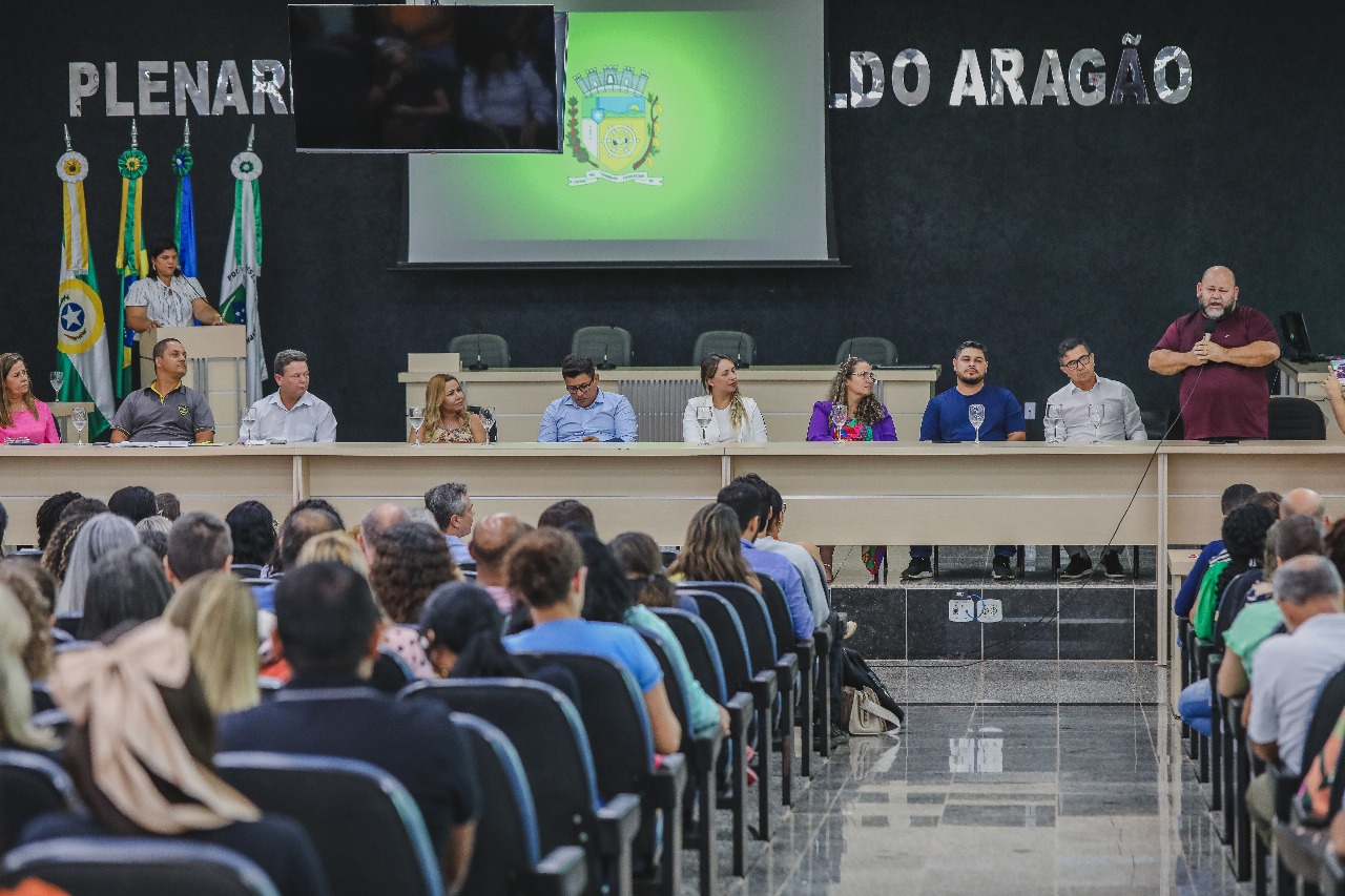 Abertura do Ano Letivo 2025 destaca a educação como instrumento de transformação social