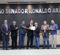 Câmara de Cacoal homenageia Assis Canuto, pioneiro na colonização de Rondônia  